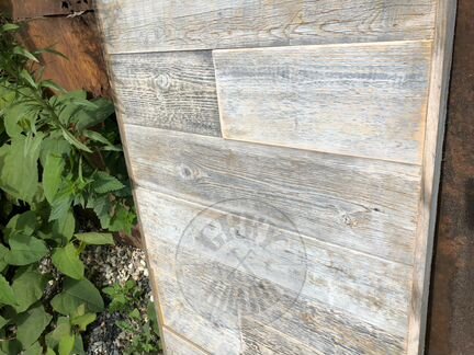 Панно из старых досок
