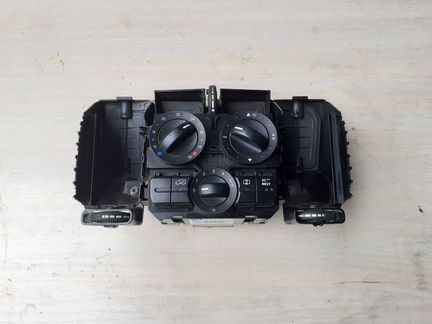 Блок управления климатом Mercedes Vito 639