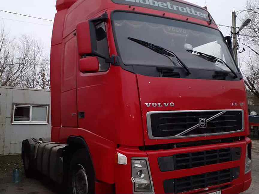Volvo fh 1998 красная. Volvo fm 12 красный. Вольво фн 12 седельный тягач. Бортовые грузовики вольво. Бортовая фура.