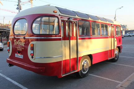 Аренда ретро автобусов на Ваш праздник