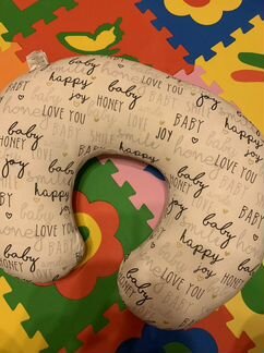 Подушка для кормления Chicco