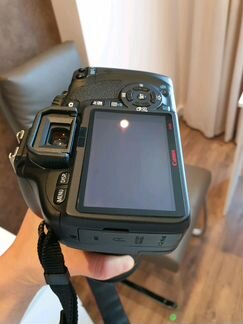 Фотоаппарат EOS 550 D