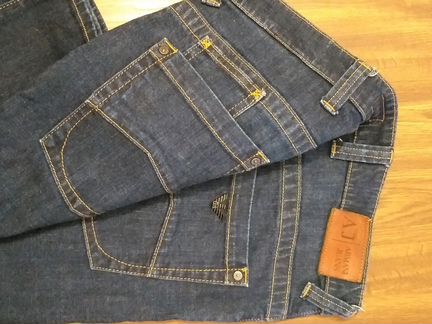 Джинсы armani jeans