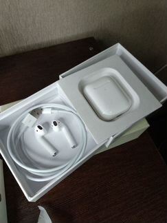Оригинальные Airpods 2 в хорощем состоянии