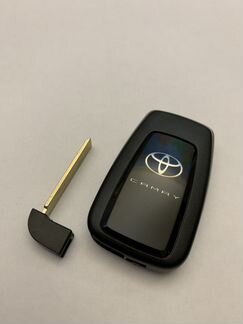 Смарт ключ smart key Toyota Camry V70