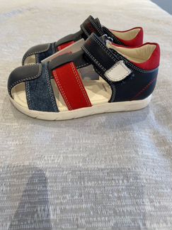 Босоножки Geox 26 размер новые