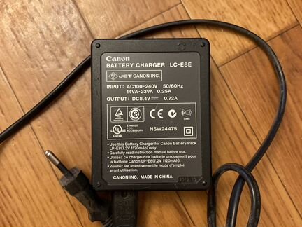 Зарядное устройство Canon LC-E8E
