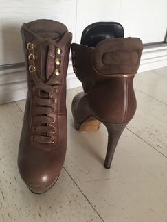 Ботинки Moschino новые