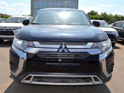 Mitsubishi Outlander 2.4 CVT, 2020