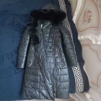 Куртка зимняя женская кожаная.Размер 42.Очень тёпл