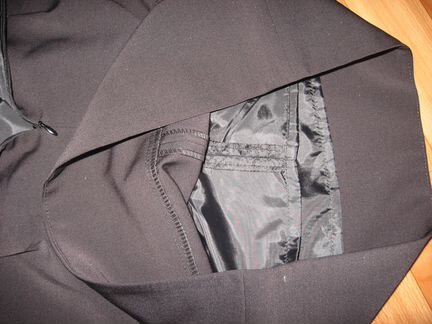 Продаю юбку темно-синего цвета Chayruel