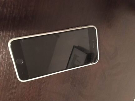 Телефон iPhone