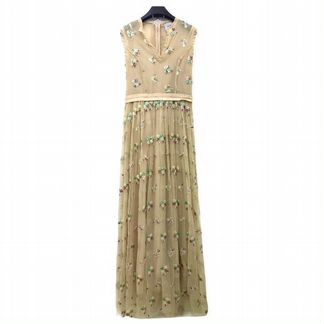 Вечернее платье с пайетками