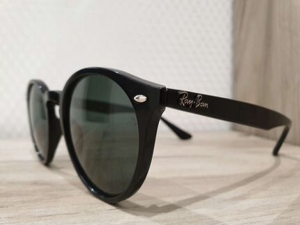 Солнцезащитные очки RayBan RB 2180