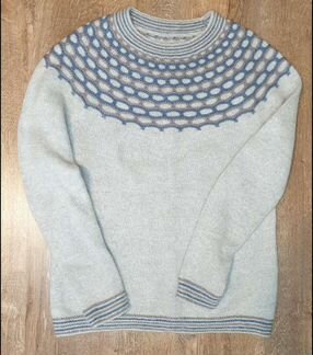 Женский свитер