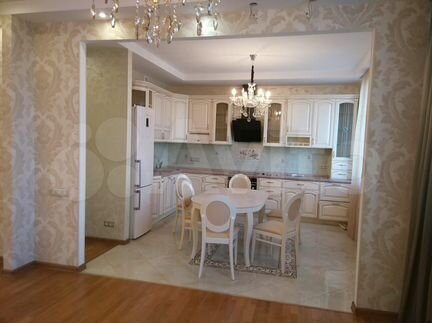 4-к квартира, 127 м², 8/15 эт.