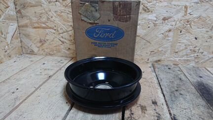 Шкив водяной помпы Ford 1994  1995 7.3 diesel