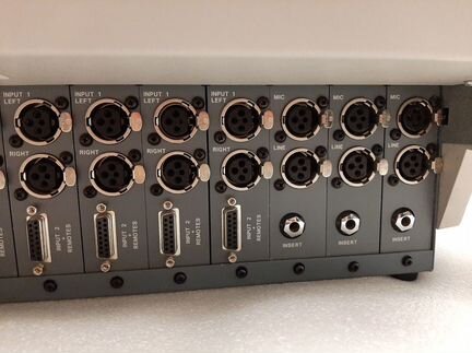 Микшерный пульт Soundcraft RM-105