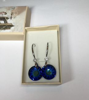 Серьги с кристаллами Сваровски