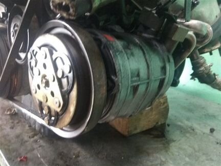 Компрессор кондиционера Nissan Largo (W30) W30