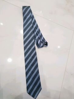 Галстуки Zilli, Hugo Boss, Salvatore Ferragamo, To