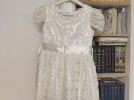 Белое платье для девочек, с кружевами