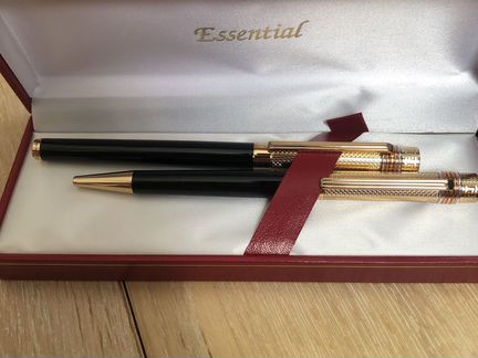 Ручки шариковые Essential набор новые