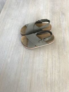 Сандали Zara