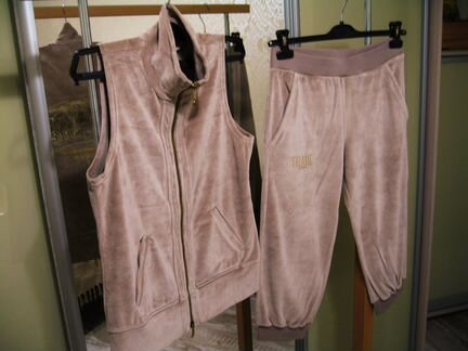 Новый спорт. костюм Alviero Martini, 44р. оригинал