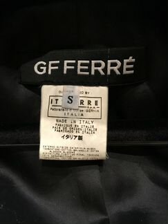 Демисезонное пальто GF Ferre