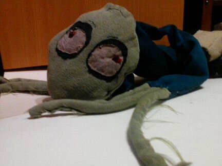 Игрушка хенд мейд salad fingers