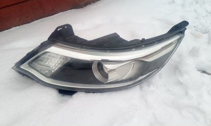 Kia Rio 3 фара левая с линзой оригинал
