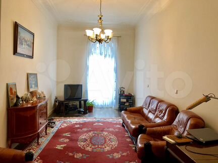 4-к квартира, 147 м², 3/6 эт.