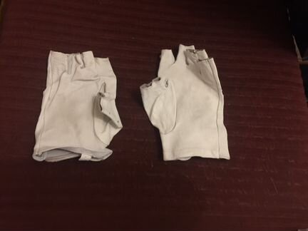 Перчатки кожаные без пальчиков