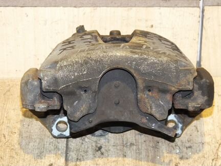 Суппорт передний правый Opel Astra H