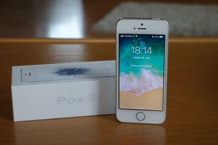 iPhone SE 64gb