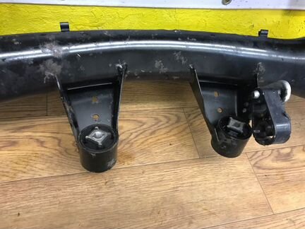 Балка подвески задняя Bmw X5 E70 N57S 2012