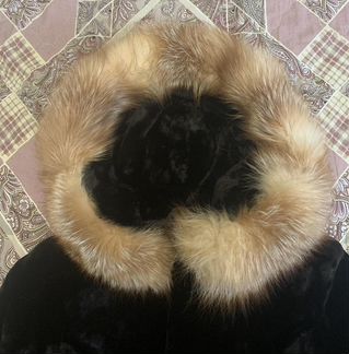 Шуба мутоновая с капюшоном 44-46