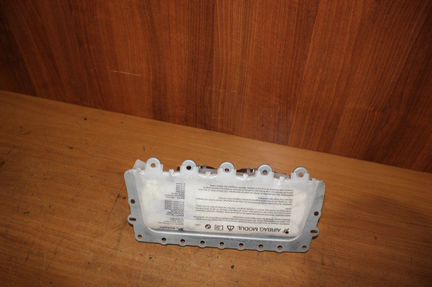 Подушка безопасности пассажира 39914702304 Bmw
