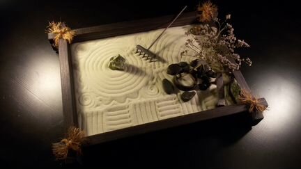 Настольный японский садик