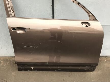 Дверь передняя правая Volkswagen Touareg NF 7P