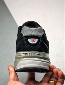 New Balance 990V4