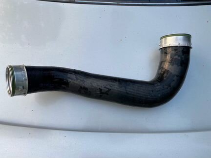 Патрубок наддува Туарег 7L 6145790B