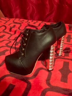 Ботильоны с кристаллами кожаные