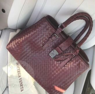 Женская кожаная сумка Bottega Veneta Roma Large