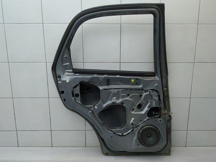 Дверь задняя левая 6800479J00 Suzuki SX4