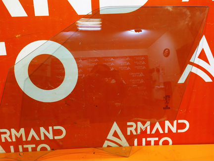 Стекло двери переднее левое Land Rover Range Rover