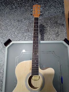 Гитара Elitaro