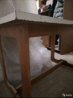 Стол обеденный (для ремонта)