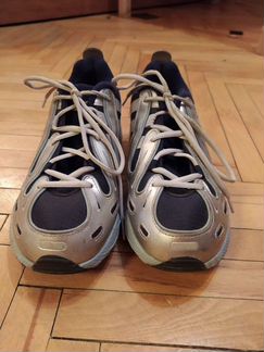 Кроссовки Адидас